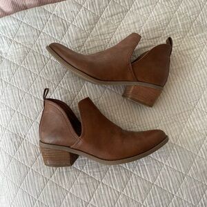 American Eagle Brown Leather Ankle Boots